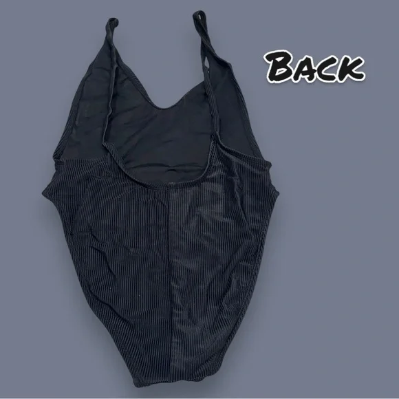 NWOT NASTY GAL Ribbed Open Back Black One Piece Swimsuit. Size Small 🏝️ - Picture 5 of 10